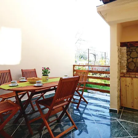 Holiday home 3 Bedroom Lovely Home In Kavran *